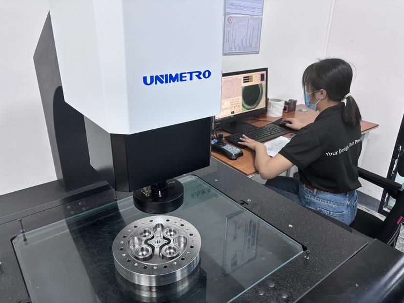 Mitutoyo & Unimetro Projector